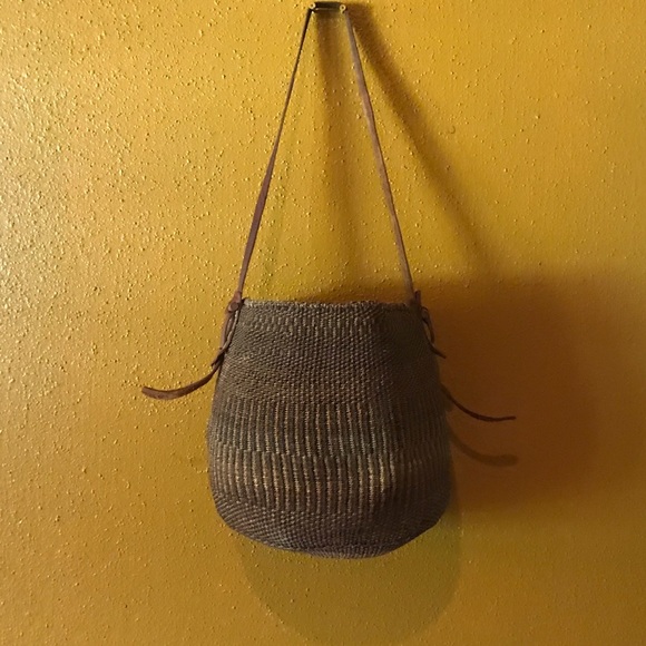 Ratan Basket Shoulder Bag - Picture 7 of 8